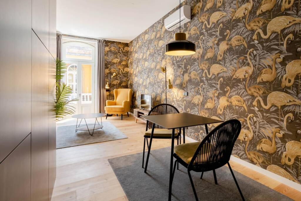Boutique Rentals-Art & Charm II Apt W/ Terrace Porto Dış mekan fotoğraf