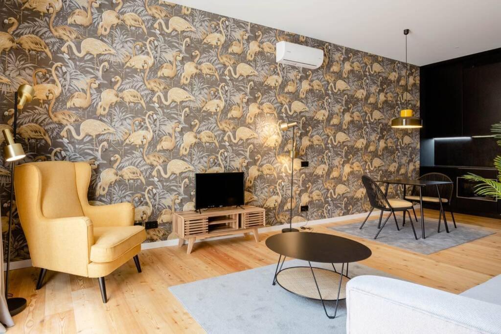 Boutique Rentals-Art & Charm II Apt W/ Terrace Porto Dış mekan fotoğraf